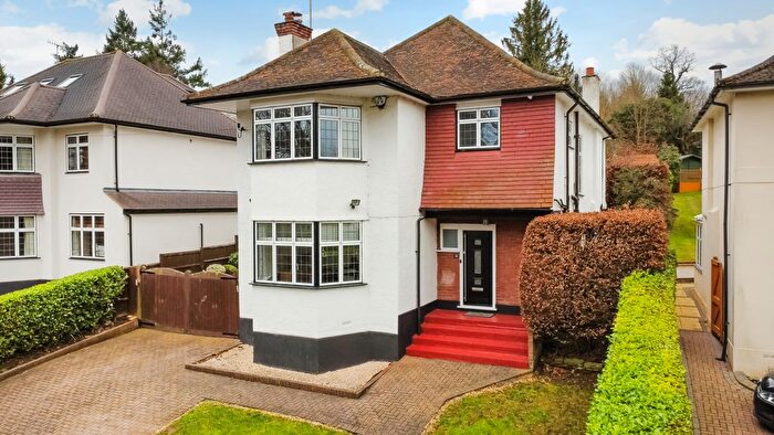 4 Bedroom Detached House For Sale In Moor Lane, Rickmansworth, WD3