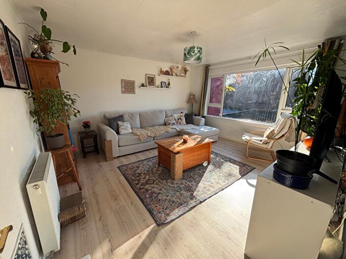 3 Bedroom Terraced House To Rent In Millstone Place, Kemnay, AB51