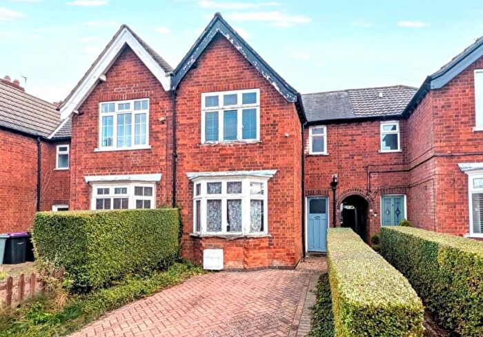 3 Bedroom Terraced House For Sale In Ryde Avenue, Grantham, Lincolnshire, NG31