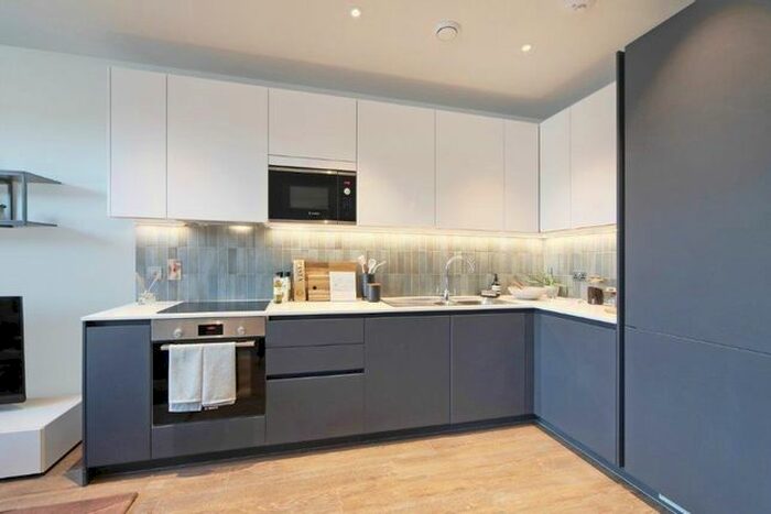 2 Bedroom Flat To Rent In Park Lane, Wembley HA9