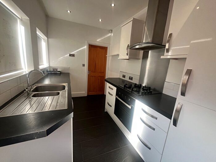 2 Bedroom End Terrace House To Rent In Cloutsham Street, The Mounts, NN1