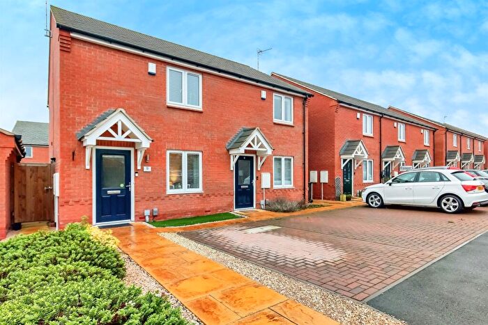 2 Bedroom Semi Detached House For Sale In Thomas Avenue, Market Harborough, LE16