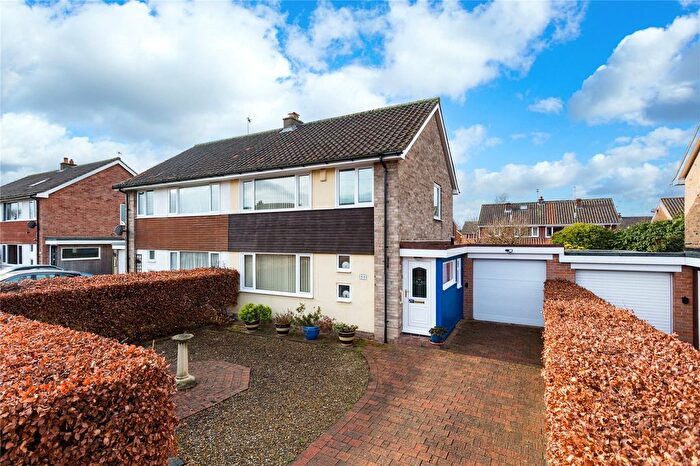 3 Bedroom Semi Detached House For Sale In Bramley Garth, York, North Yorkshire, YO31