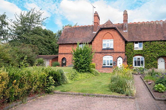 2 Bedroom Cottage For Sale In Bells End Road, Walton-On-Trent, Swadlincote, Derbyshire, DE12