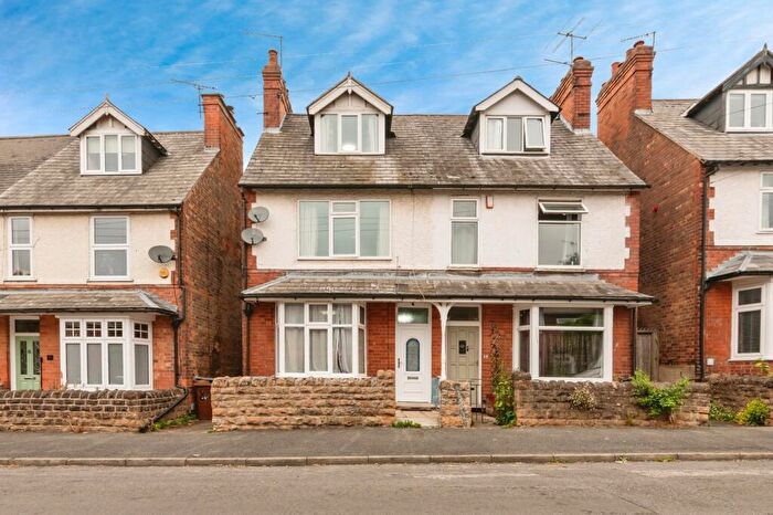 3 Bedroom Semi-Detached House For Sale In Morley Avenue, Nottingham, Nottinghamshire, NG3
