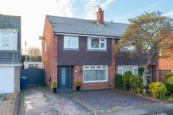3 Bedroom Semi Detached House For Sale In Beechway, Penwortham, Preston, PR1