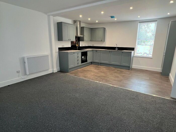 2 Bedroom Ground Maisonette To Rent In New Road, Basingstoke, Hampshire, RG21