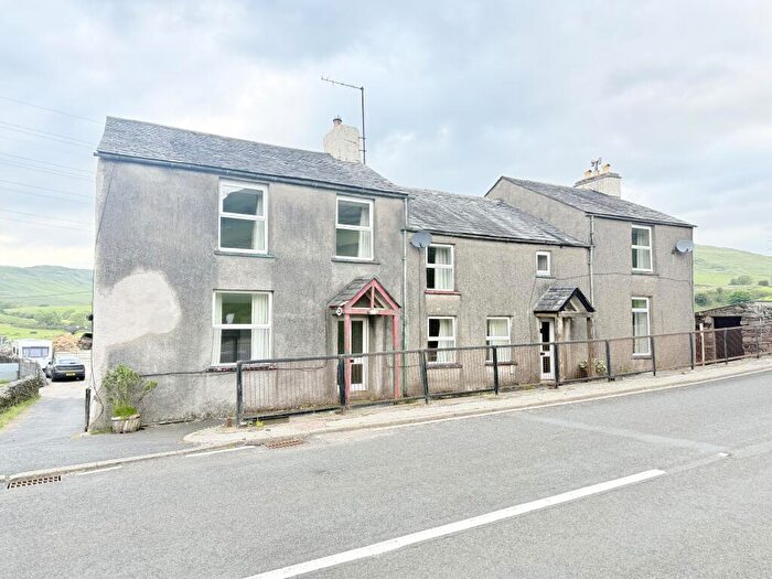 8 Bedroom Semi Detached House For Sale In Borrow Bridge & High Borrow Bridge, Selside, Kendal, Cumbria, LA8