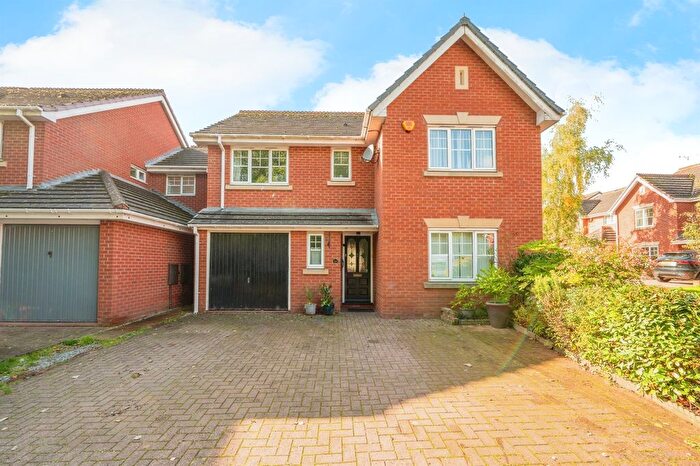 4 Bedroom Detached House For Sale In Rowntree Gardens, Harley Warren, Worcester, WR4