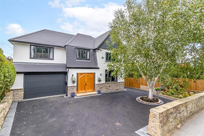 6 Bedroom Detached House For Sale In Creskeld Lane, Bramhope, Leeds, LS16