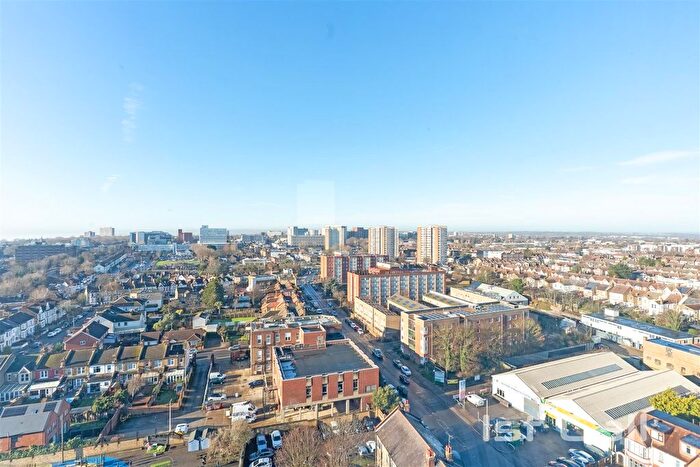 1 Bedroom Flat For Sale In Southchurch Avenue, Southend-On-Sea, SS1
