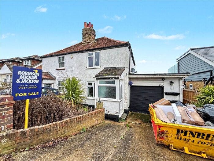 3 Bedroom Semi Detached House For Sale In Lower Rainham Road, Rainham, Gillingham, Kent, ME8