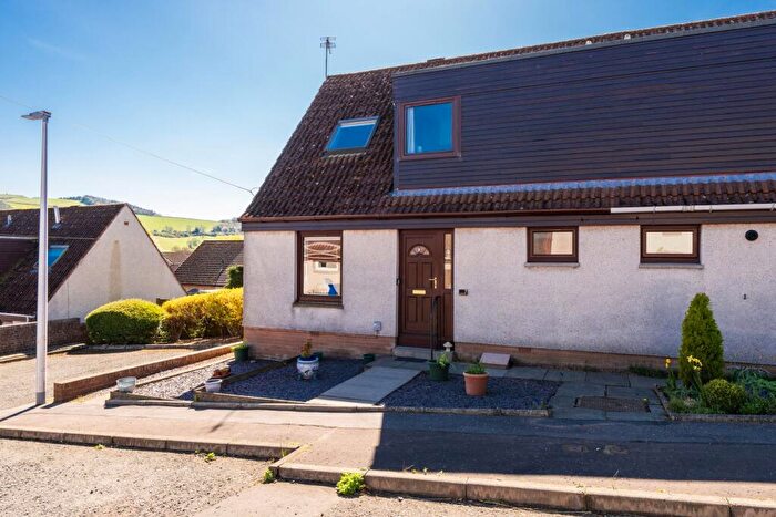 3 Bedroom Semi-Detached House For Sale In Drummond Court, Cupar, KY15