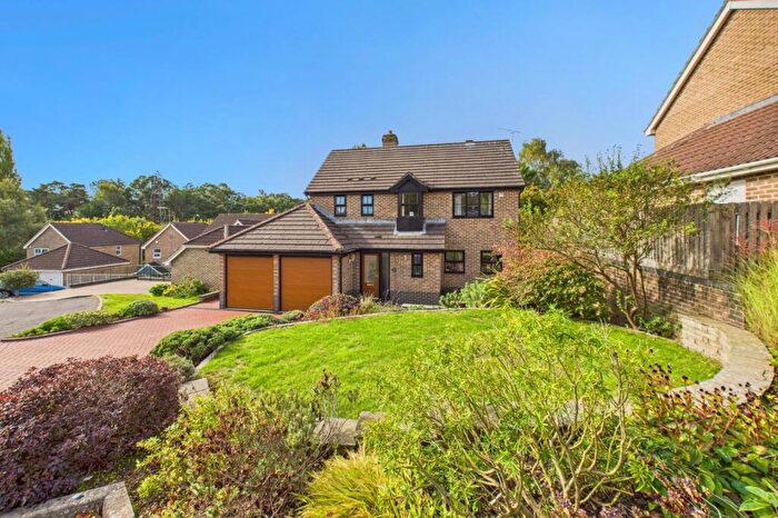 4 Bedroom Detached House For Sale In Cowslip Road, Broadstone, Dorset, BH18