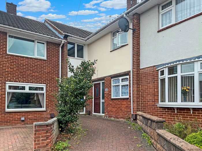 3 Bedroom Terraced House To Rent In Farm Close, Burton-On-Trent, Staffordshire, DE13