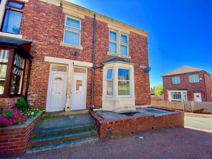 2 Bedroom Flat To Rent In Mafeking Street, Gateshead, NE9