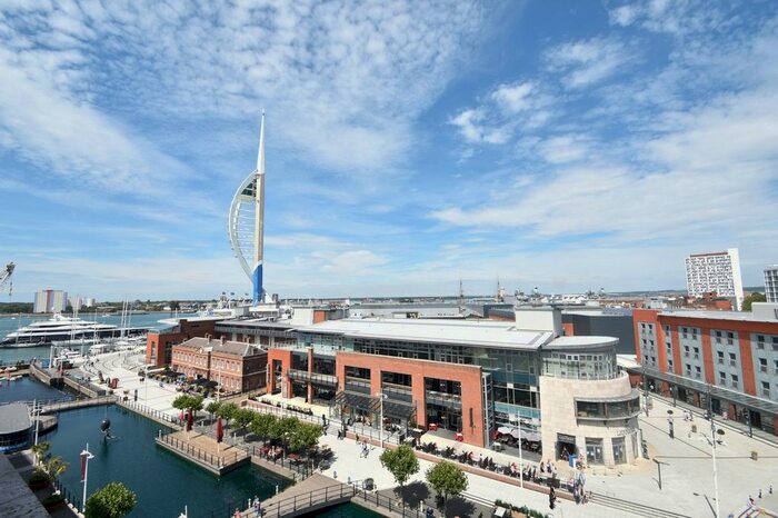 3 Bedroom Flat To Rent In Gunwharf Quays, Portsmouth, PO1