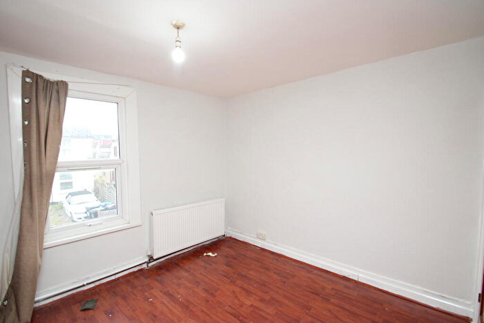 2 Bedroom House To Rent In Lambeth Road, Croydon, CR0