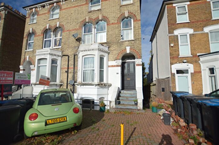 1 Bedroom Flat For Sale In Selhurst Road, London, SE25