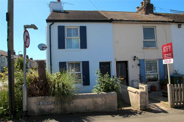 2 Bedroom End Of Terrace House To Rent In Gladstone Terrace, Wick, Littlehampton, West Sussex, BN17