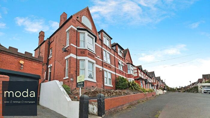 1 Bedroom Flat For Sale In Hertford Drive, Wallasey, CH45