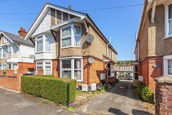 1 Bedroom Maisonette For Sale In Abercromby Avenue, High Wycombe (private Garden & Parking), HP12