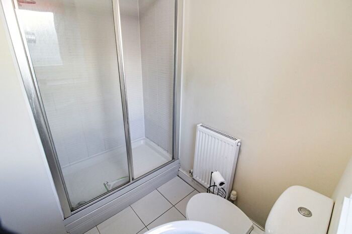 2 Bedroom Flat For Sale In Willowbank Place, Bonhill, Alexandria, G83