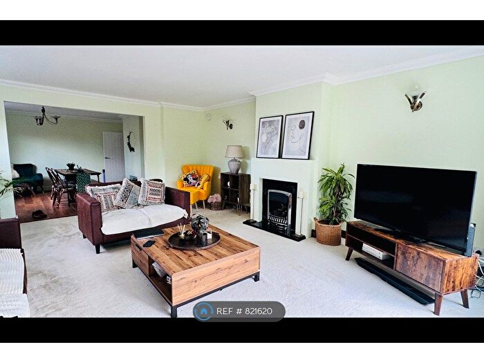 4 Bedroom Detached House To Rent In Blackberry Road, Colchester, CO3