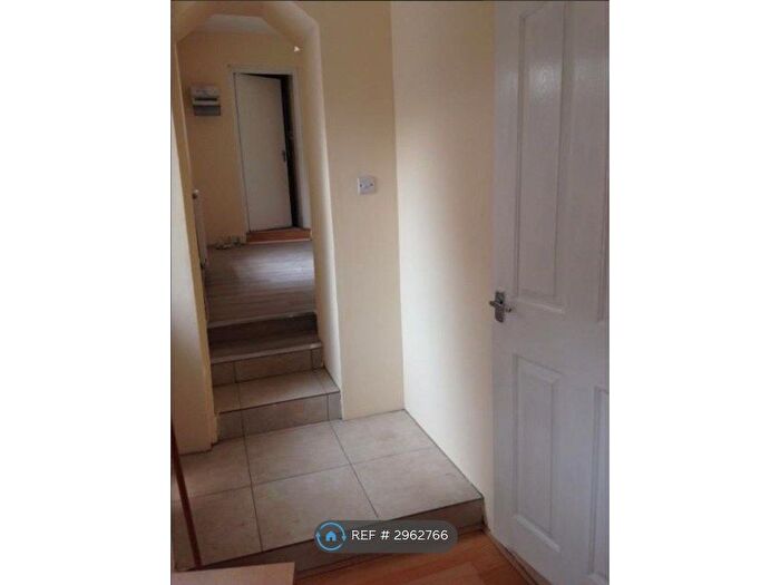 1 Bedroom Flat To Rent In Archway Road, London, N6