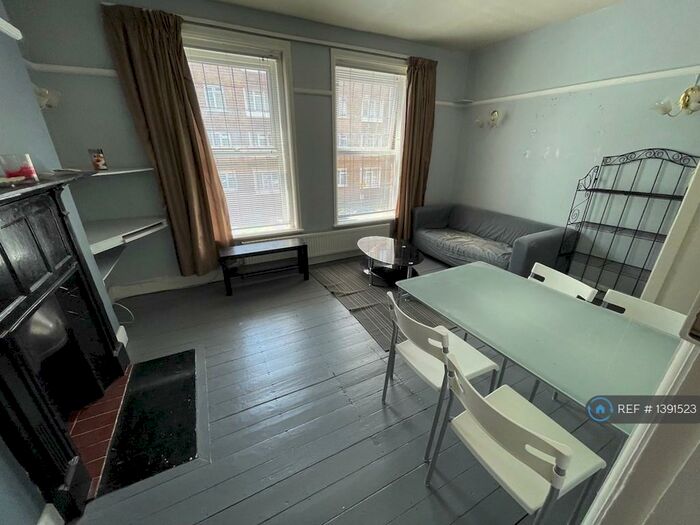 1 Bedroom Flat To Rent In Sussex House, London, NW1