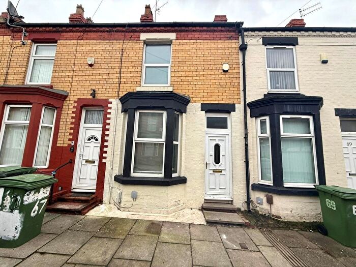 2 Bedroom Property To Rent In Moorland Road, Tranmere, Birkenhead, CH42