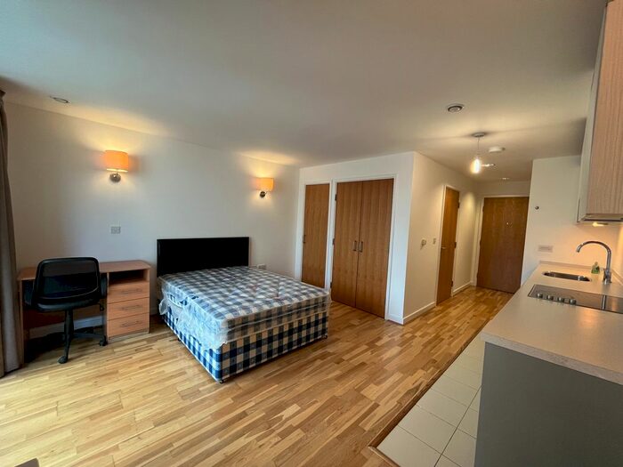 Studio To Rent In Empire Way, Wembley, HA9