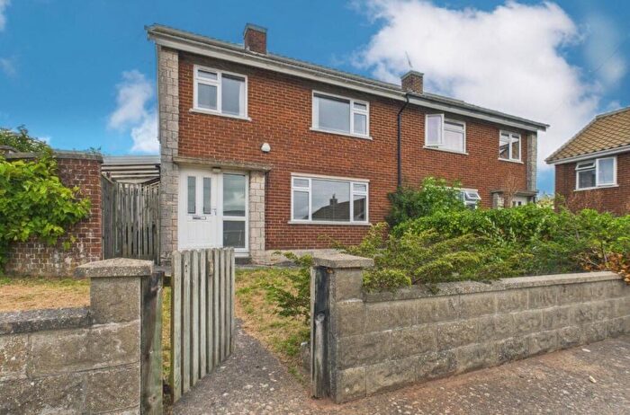 3 Bedroom Semi-Detached House To Rent In Channel View Road, Portishead, Bristol, Somerset, BS20