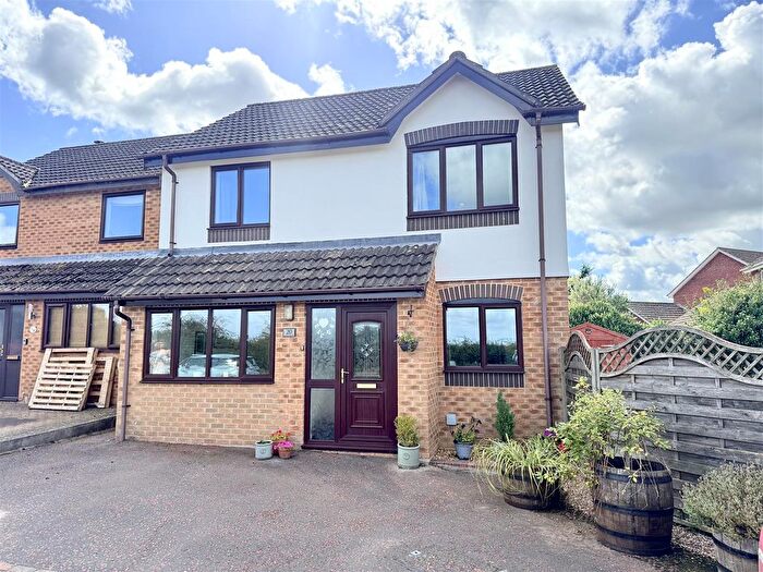 4 Bedroom Detached House For Sale In Tuttles Lane West, Wymondham, NR18
