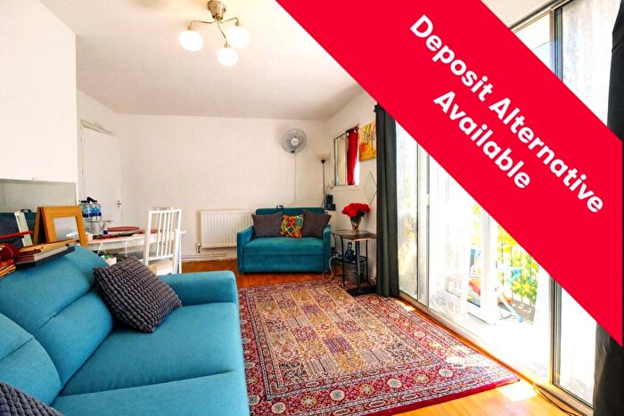 3 Bedroom Maisonette To Rent In Press Road, London, NW10