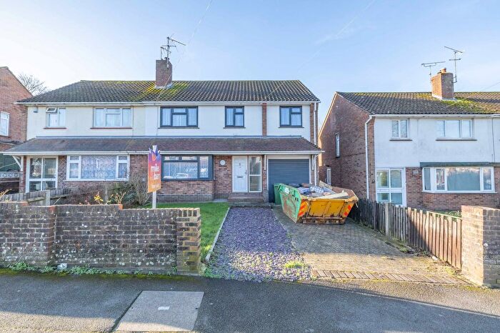 4 Bedroom Semi Detached House For Sale In Highfield Road, Willesborough, Ashford, Kent, TN24