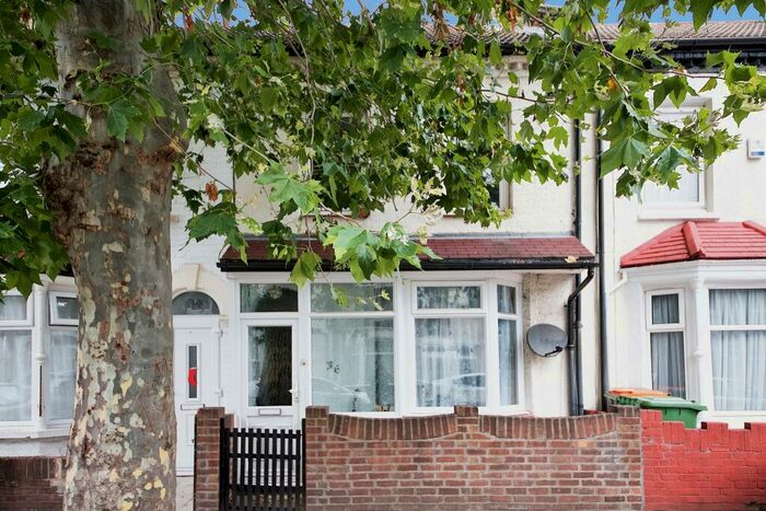 3 Bedroom Terraced House For Sale In Oakfield Road, East Ham, London, E6