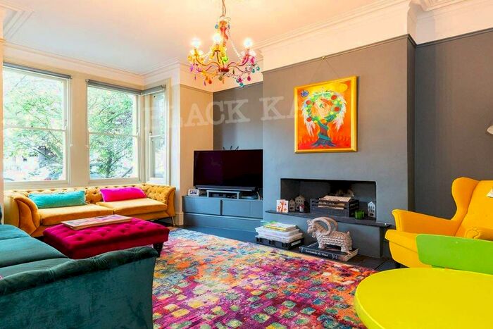 4 Bedroom Flat To Rent In Edison Road, N8