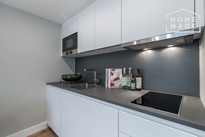 Studio To Rent In Croxley Road, Queens Park, W9