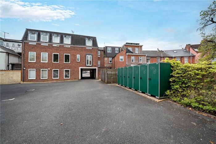 1 Bedroom Apartment For Sale In Stockbridge Road, Winchester, Hampshire, SO22