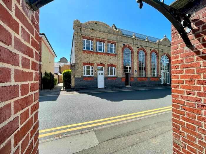 1 Bedroom Flat To Rent In Anchor Street, Chelmsford, CM2