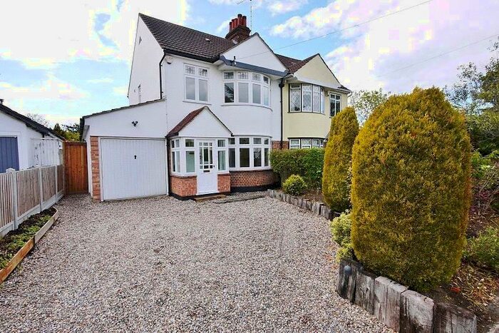 3 Bedroom Semi-Detached House To Rent In Honeypot Lane, Brentwood, CM14