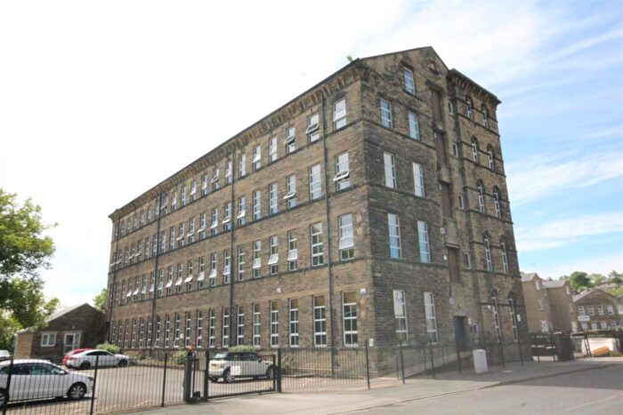 2 Bedroom Apartment To Rent In Waterfield Mill, Balme Road, Cleckheaton, BD19
