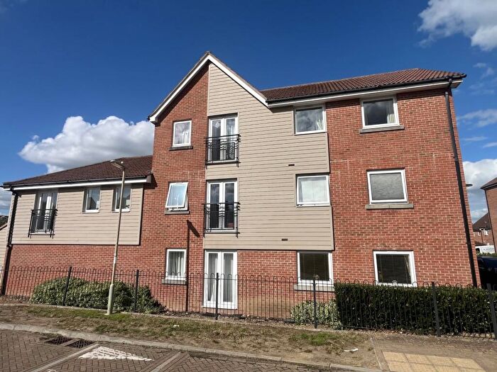 1 Bedroom Semi Detached House For Sale In Englefield Way, Basingstoke, Hampshire, RG24
