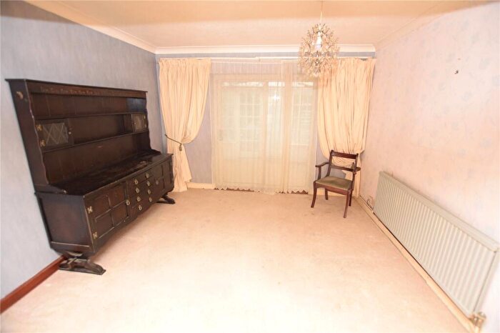3 Bedroom End Of Terrace House For Sale In The Chase, South Woodham Ferrers, Chelmsford, CM3