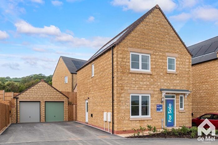 3 Bedroom Detached House For Sale In Merret Place, Delavale Road, Winchcombe, GL54