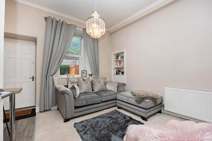 1 Bedroom Flat For Sale In Clarkston Road, Muirend, G44