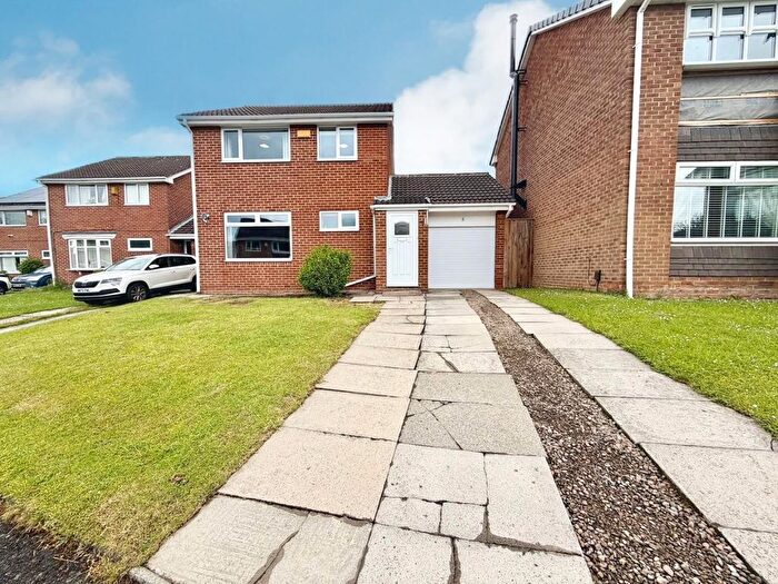 3 Bedroom Detached House For Sale In Lycium Close, Marton-In-Cleveland, Middlesbrough, TS7
