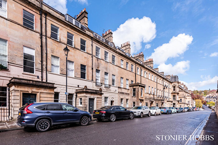 2 Bedroom Flat For Sale In Garden Flat, Marlborough Buildings, Bath, BA1