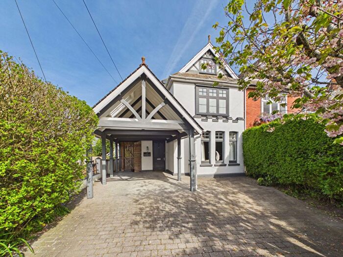 4 Bedroom Property For Sale In Killerton Road, Bude, EX23
